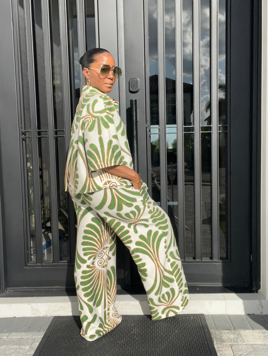 Palm Reverie Linen Set